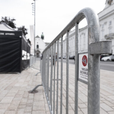 Absperrgitter, Zäune, Trennwände